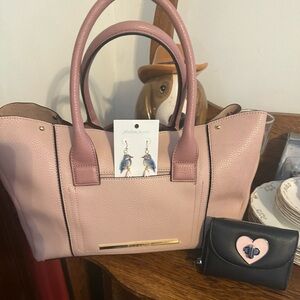 Steve Madden Dusty Rose Tote Bundle—tote is EUC—Wallet & earrings NWOT